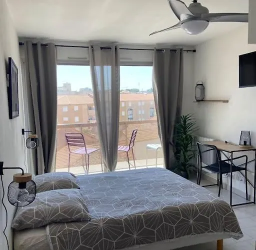 Διαμέρισμα Clim Parking Dhuoda