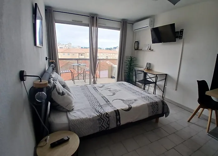 Clim Parking Dhuoda Apartment Nimes